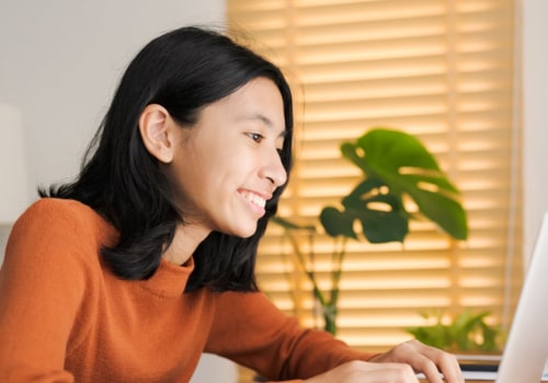 Establishing Trust and Rapport with Students in Virtual Tutoring Settings